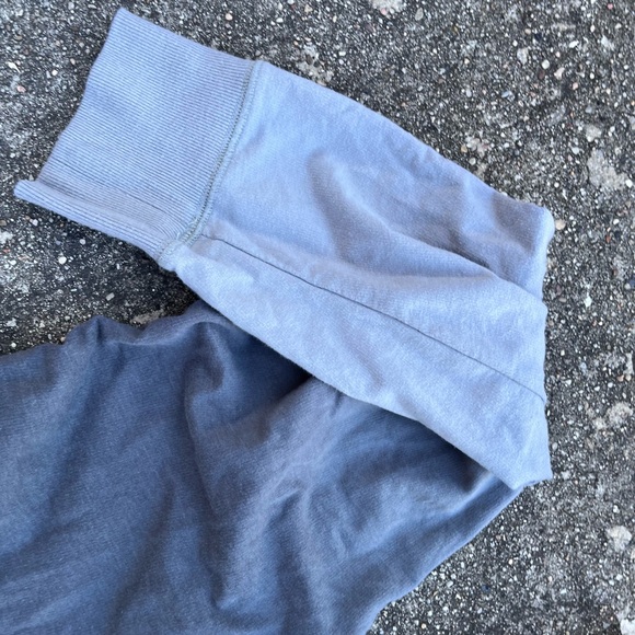 Polaroid One Step Flash blue hoodie.. Love the grey on this hoodie.. - Picture 8 of 10